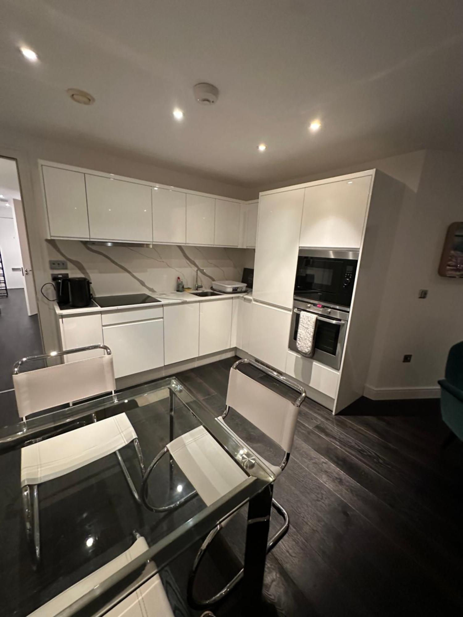 פורטסמות' Gunwharf Quays Harbour Apartments מראה חיצוני תמונה