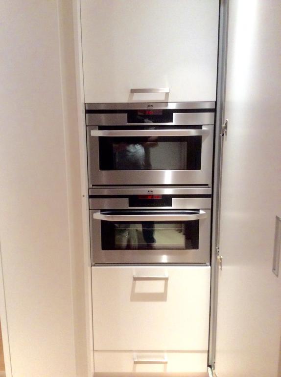 פורטסמות' Gunwharf Quays Harbour Apartments מראה חיצוני תמונה